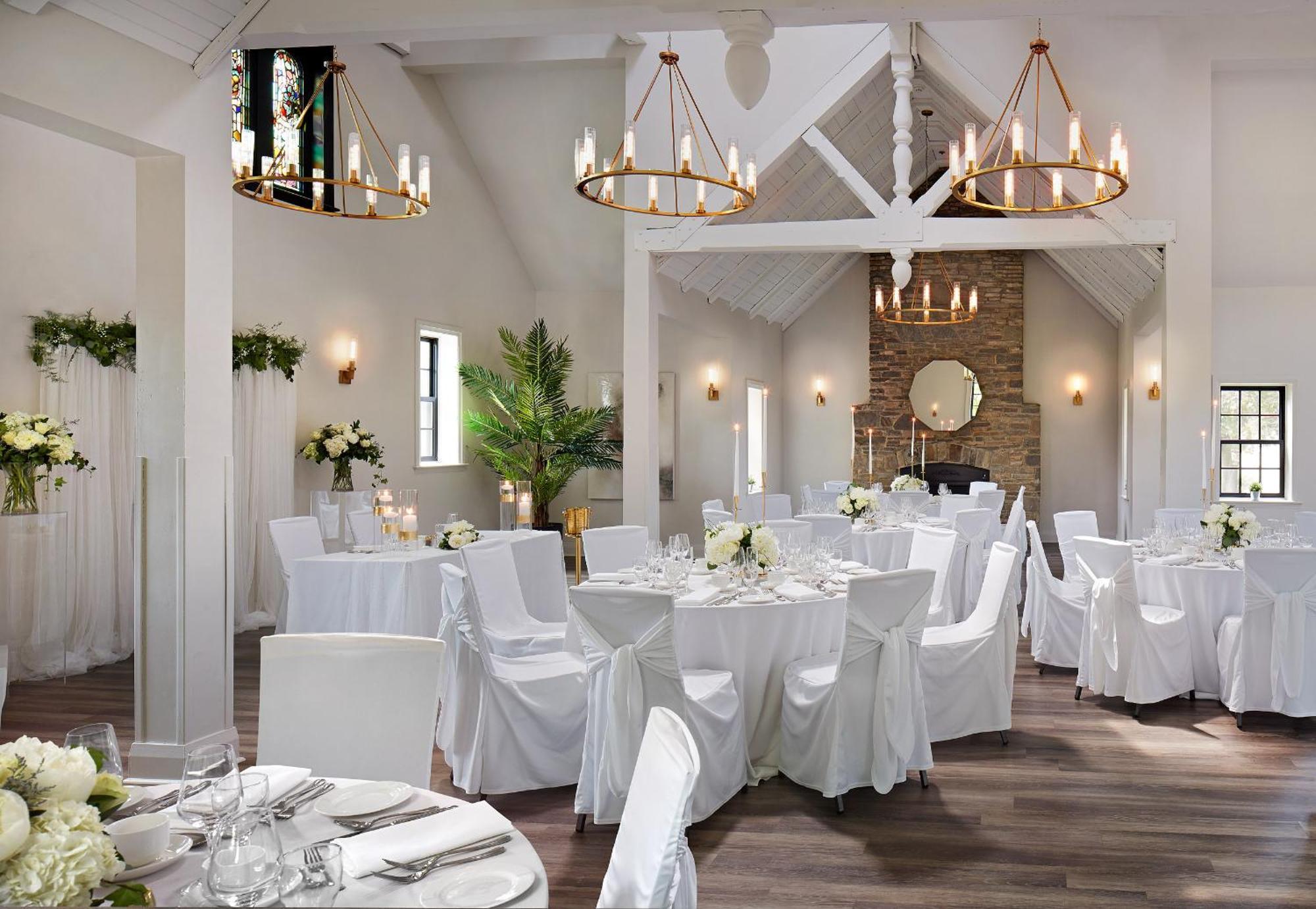 The Glenerin Inn Mississauga Exterior photo
